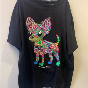 Isla Mujeres Chihuahua Graphic Tee - Black